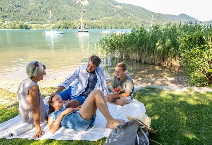 酒店 Ebner S Waldhof Am See Resort & Spa