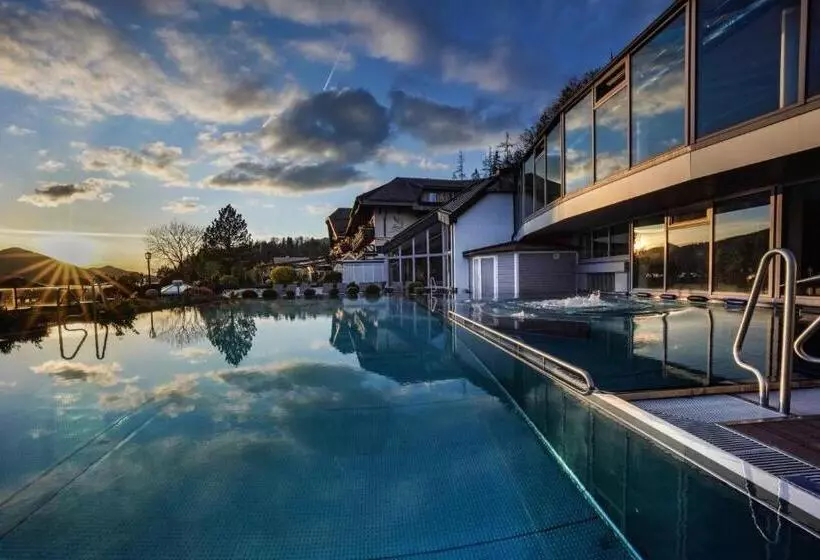 酒店 Ebner S Waldhof Am See Resort & Spa