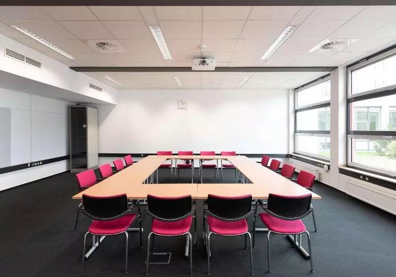 Greet Hotel Darmstadt   An Accor