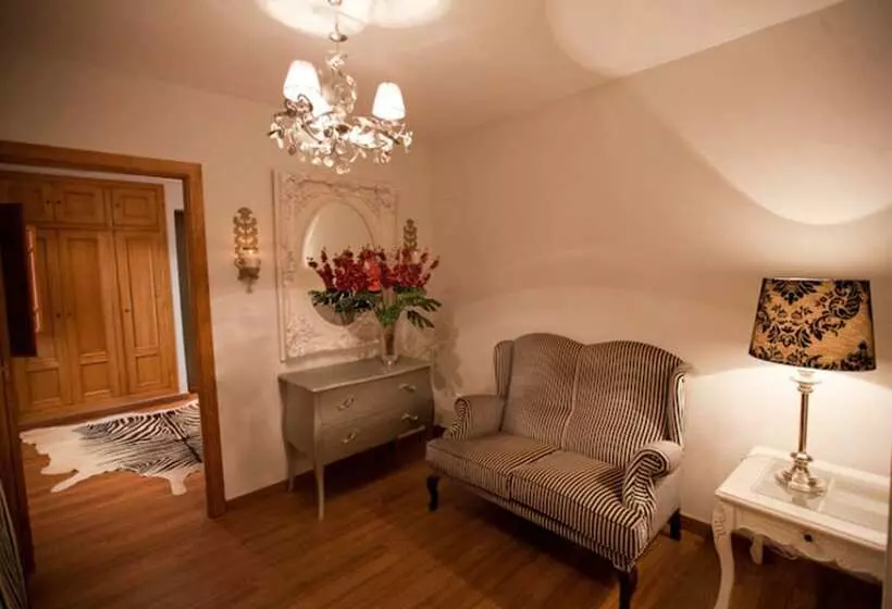 هتل Soho Boutique Atalia