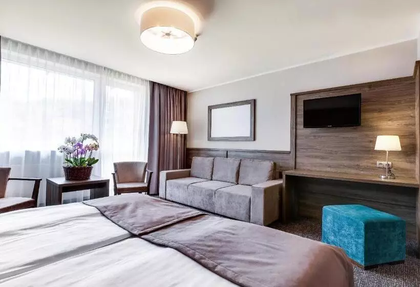 호텔 Konradówka Wellness & Spa 300 Metrów Do Centrum