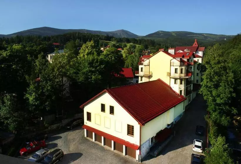 호텔 Konradówka Wellness & Spa 300 Metrów Do Centrum