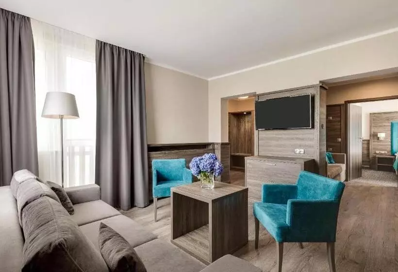 호텔 Konradówka Wellness & Spa 300 Metrów Do Centrum