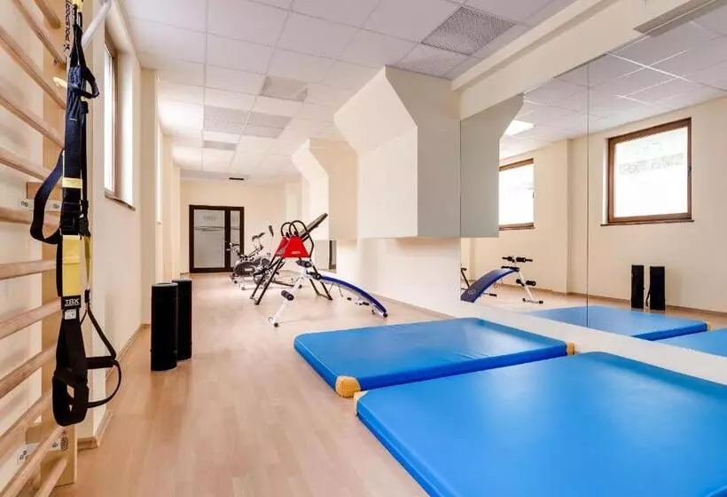 호텔 Konradówka Wellness & Spa 300 Metrów Do Centrum