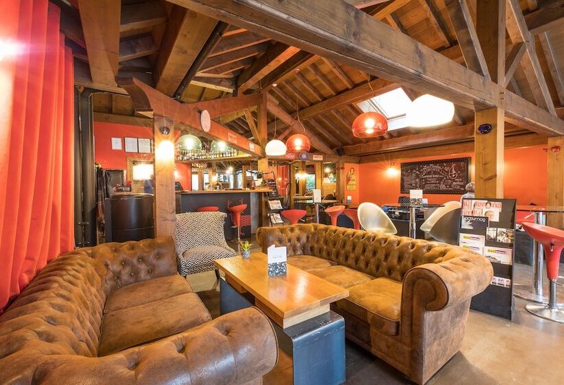 호텔 La Maison Rouge