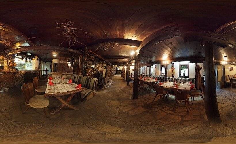 בית מלון כפרי Momini Dvori Boutique Guest House