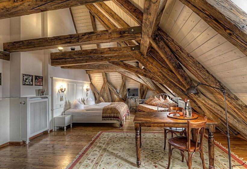 ホテル Orphee  Großes Haus