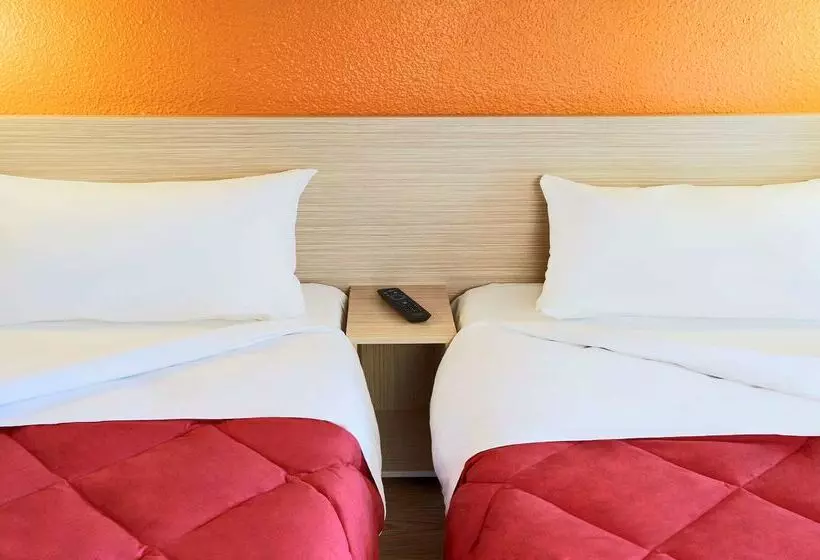 هتل Premiere Classe Lille Sud Seclin