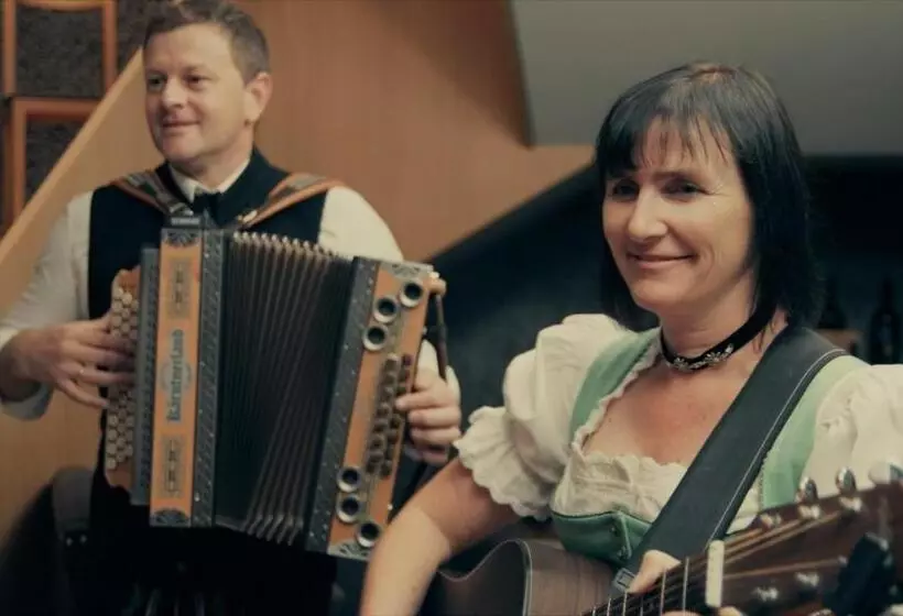 Отель Sonne Mellau Feel Good