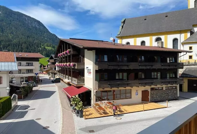 هتل Tennenwirt