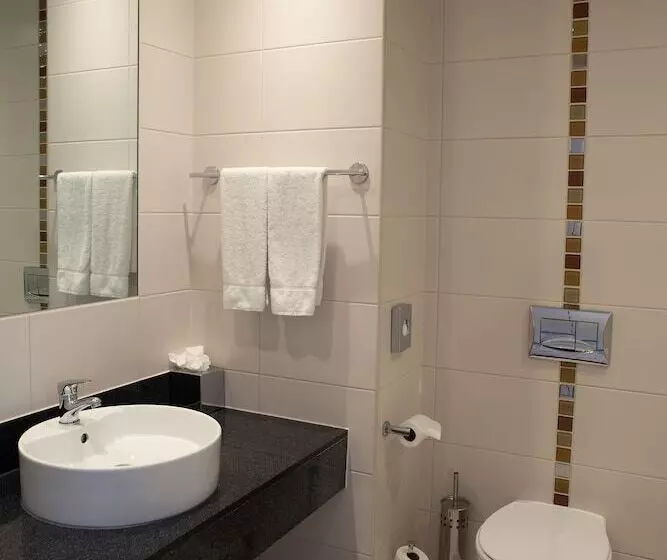 בית מלון כפרי The Ellison