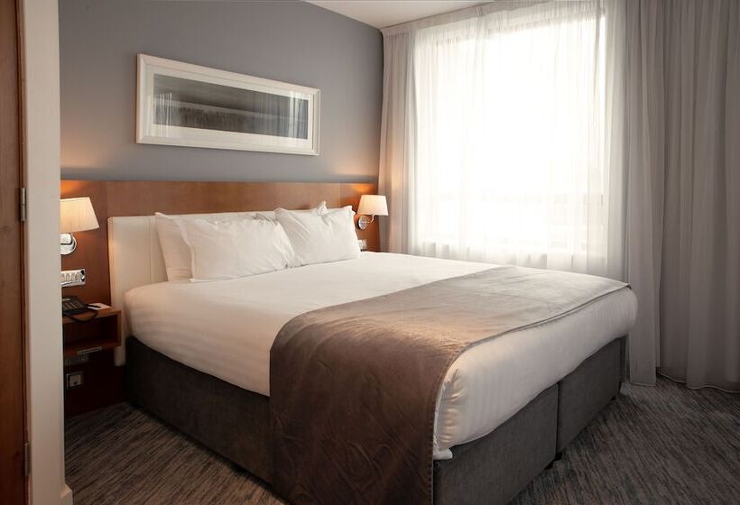 בית מלון כפרי The Ellison