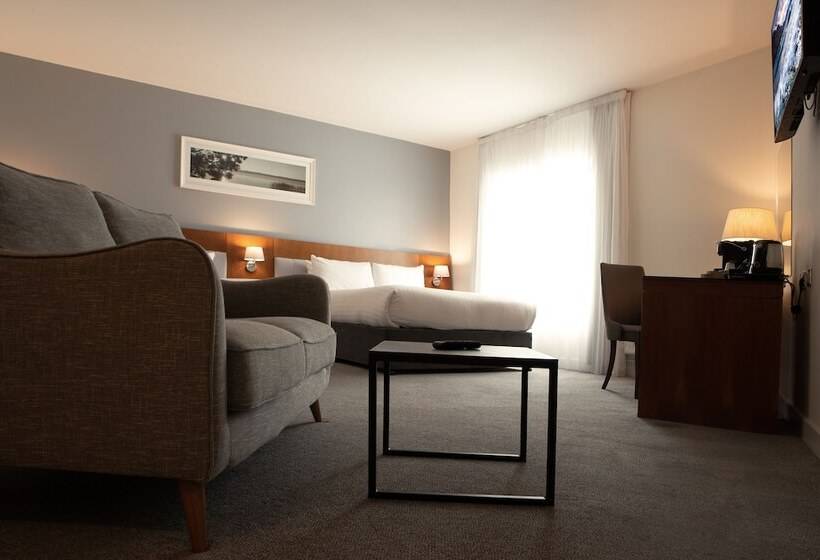 בית מלון כפרי The Ellison