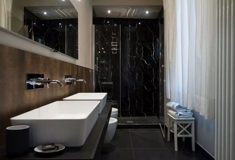 هتل Torre Guelfa Palazzo Acciaiuoli