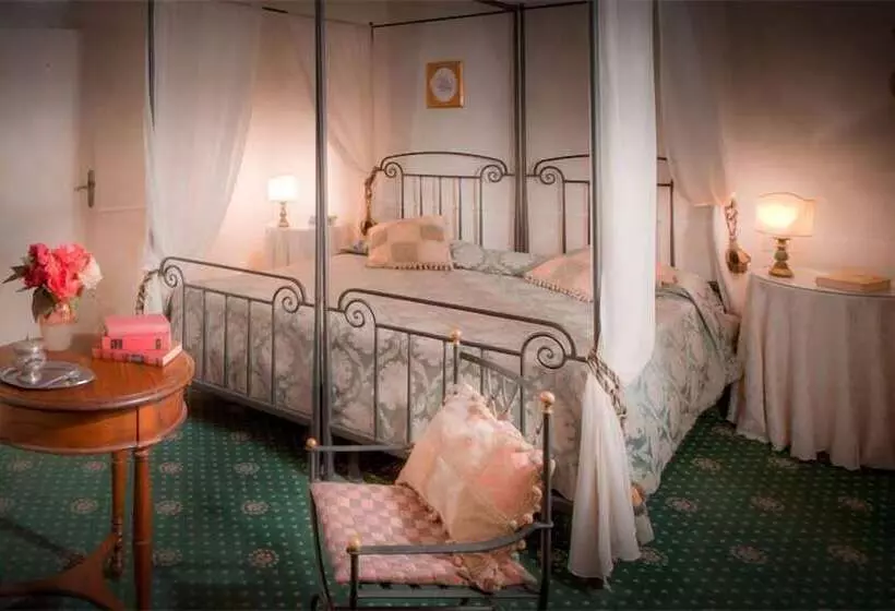 هتل Torre Guelfa Palazzo Acciaiuoli