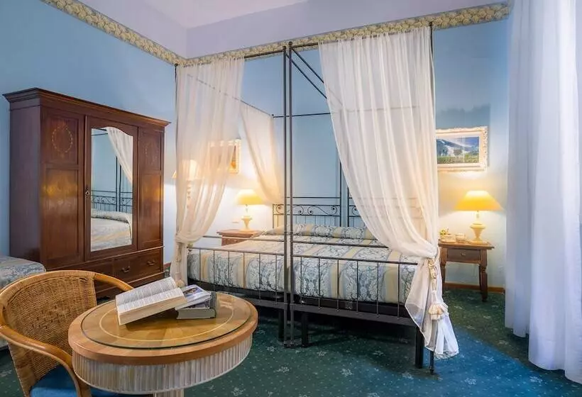 هتل Torre Guelfa Palazzo Acciaiuoli