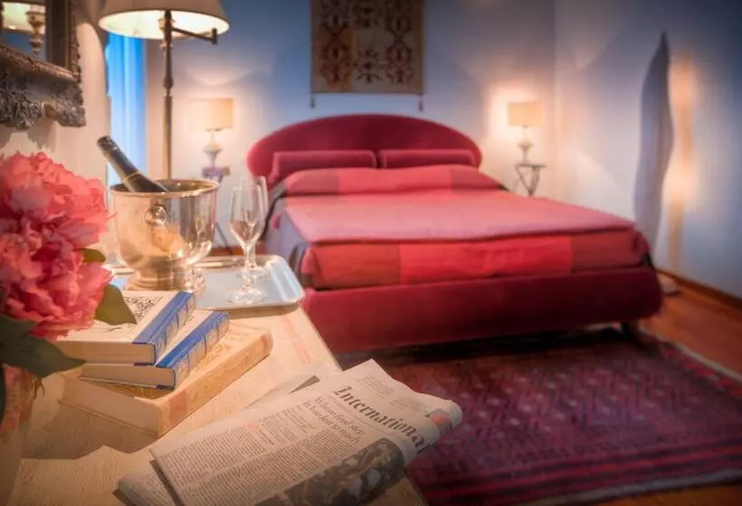 هتل Torre Guelfa Palazzo Acciaiuoli