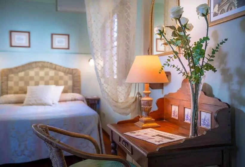 هتل Torre Guelfa Palazzo Acciaiuoli