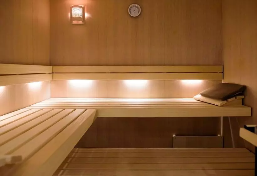 Townhouse Design Hotel & Spa