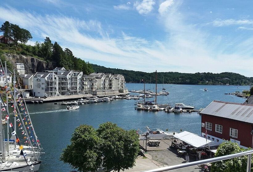 Tvedestrand Fjordhotell   Unike Hoteller