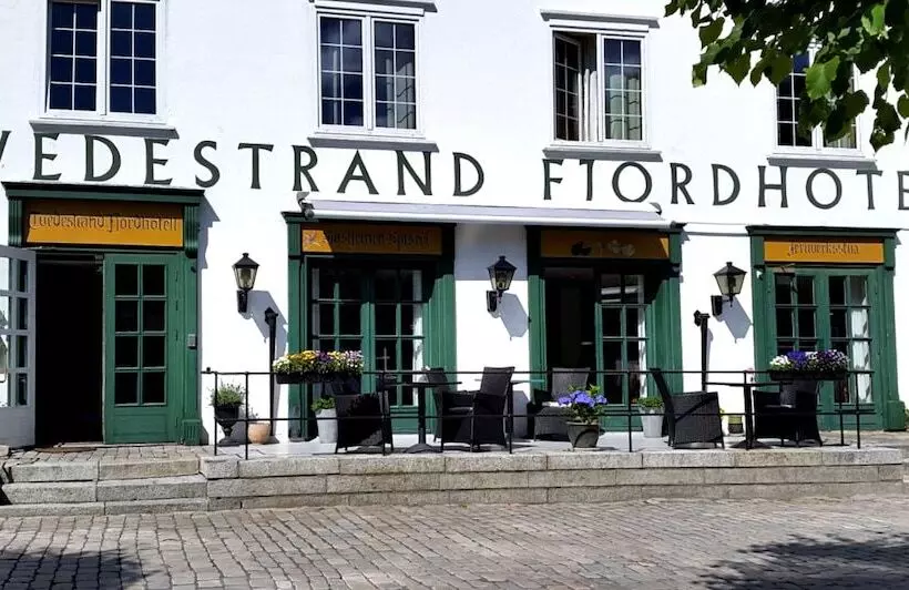 Tvedestrand Fjordhotell Unike Hoteller