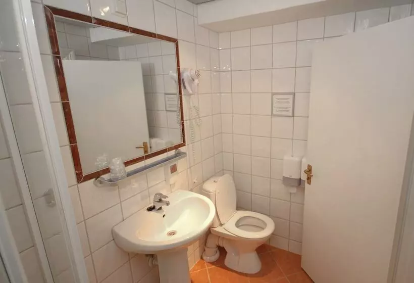 Tvedestrand Fjordhotell Unike Hoteller