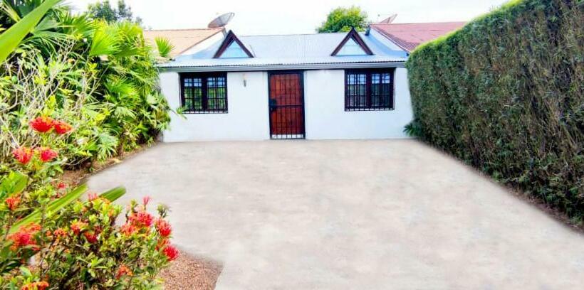 تختخواب و صبحانه Hudace