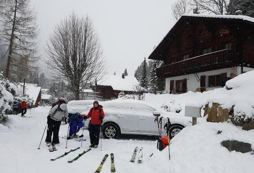 تختخواب و صبحانه Le Castor