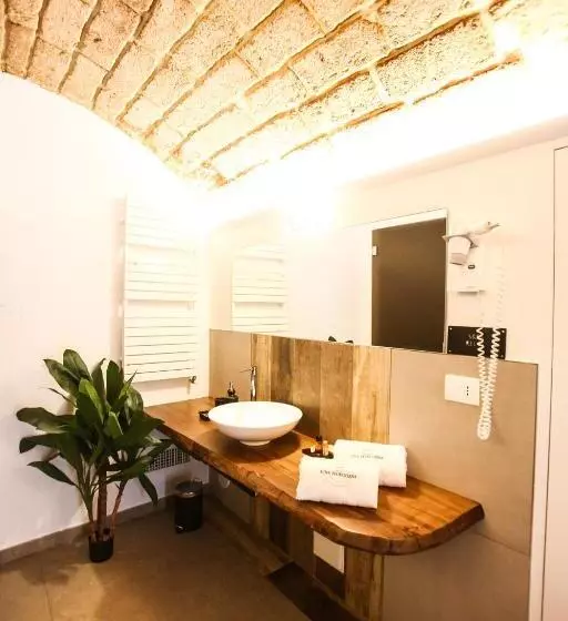 Aamiaismajoitus (B&B) Luna Federiciana Luxury Room & Spa