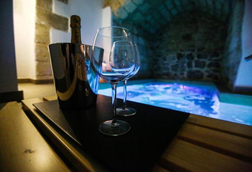 צימר Luna Federiciana Luxury Room & Spa