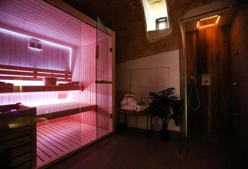 צימר Luna Federiciana Luxury Room & Spa