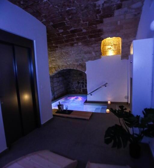 تختخواب و صبحانه Luna Federiciana Luxury Room & Spa