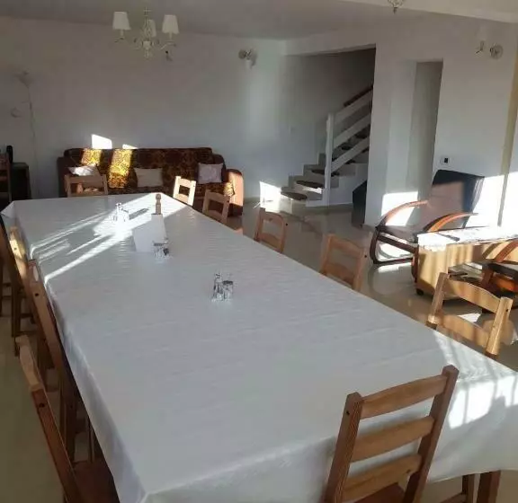 Majatalo Casa Bunicutei