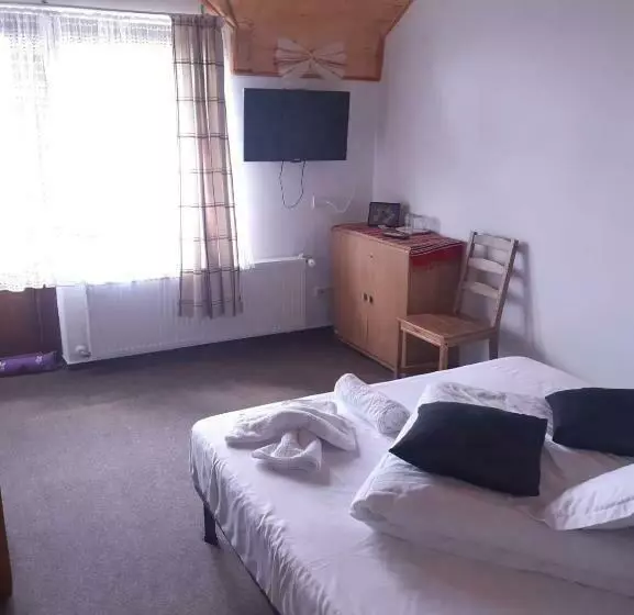 Majatalo Casa Bunicutei