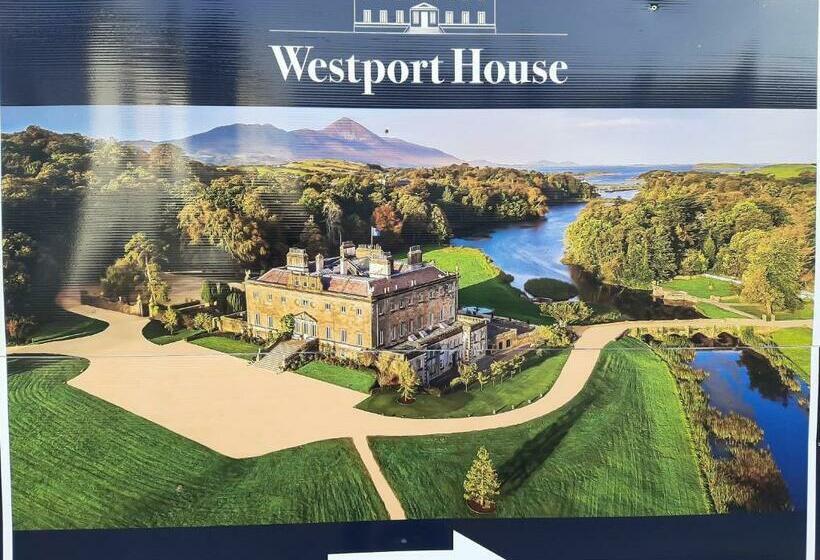 פנסיון Nellys Bed And Bikes