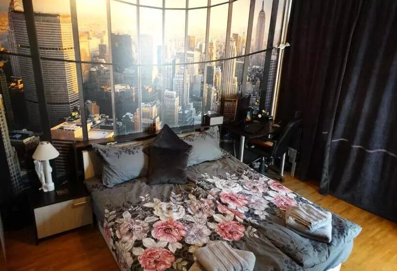 ペンション New York  Guest Room Near The Airport, Transport Possibility