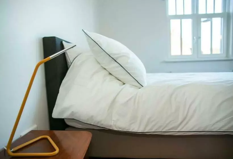 Majatalo The Farmer S Daughter