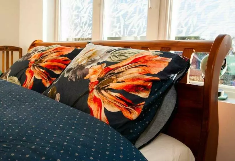 Majatalo The Farmer S Daughter