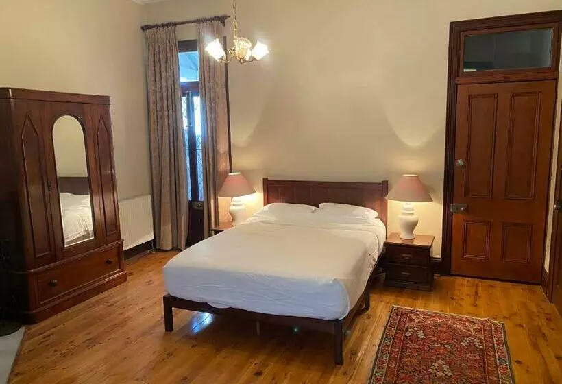 Yass Central Bed & Breakfast