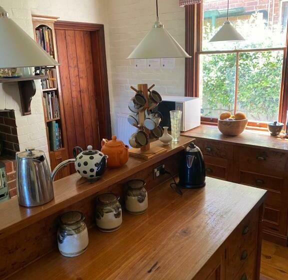 Yass Central Bed & Breakfast