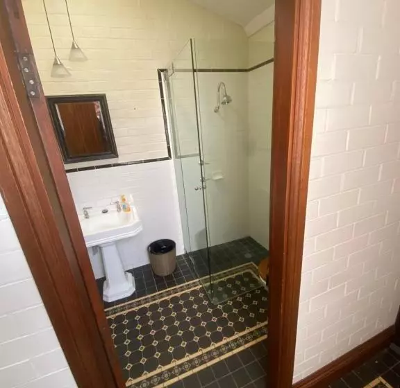 Yass Central Bed & Breakfast