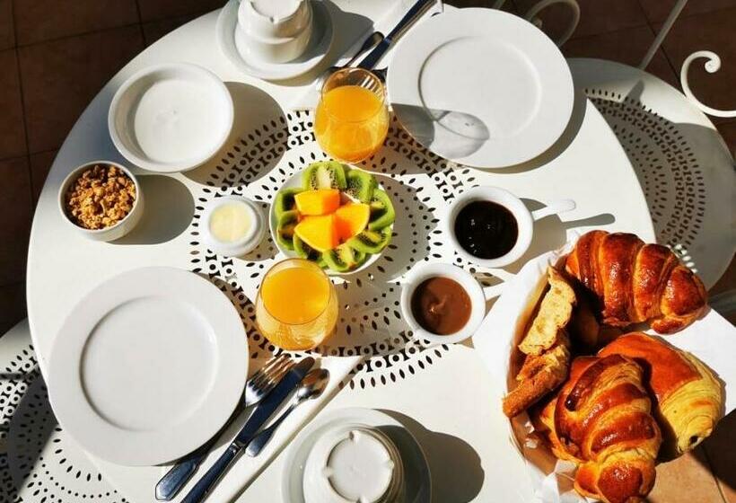 فندق صغير Auberge De La Tour