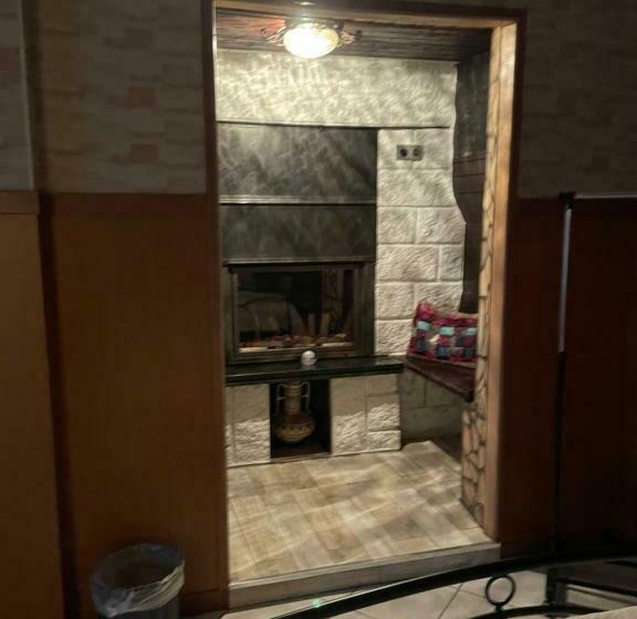 ベッドアンドブレックファースト Al Cervo Tra I Laghi