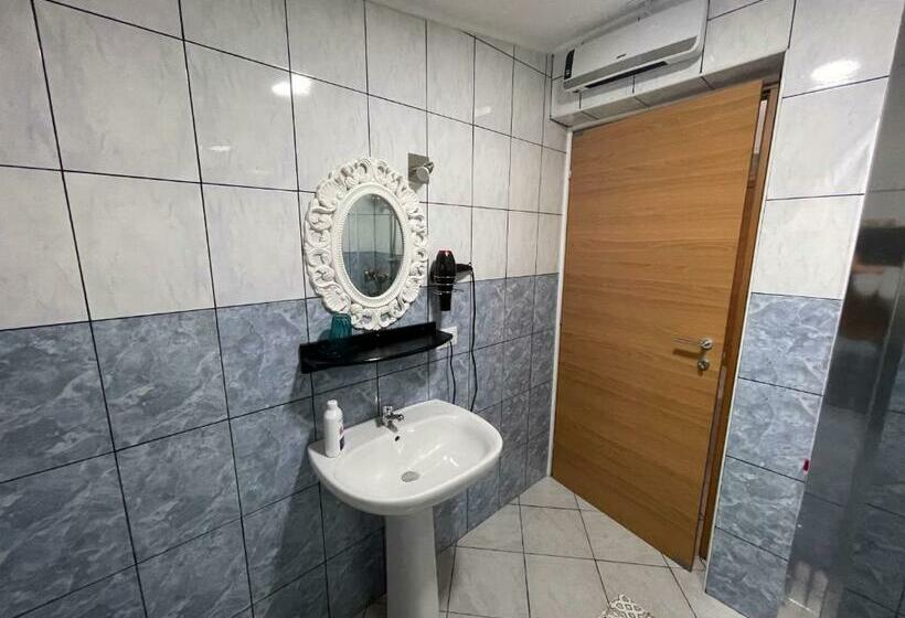 ベッドアンドブレックファースト Al Cervo Tra I Laghi