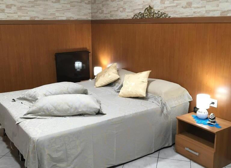 ベッドアンドブレックファースト Al Cervo Tra I Laghi