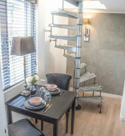 צימר Tiny House Lindenhouse