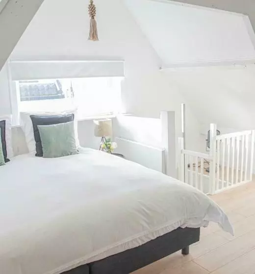 Aamiaismajoitus (B&B) Tiny House Lindenhouse