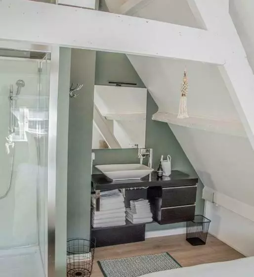 Aamiaismajoitus (B&B) Tiny House Lindenhouse