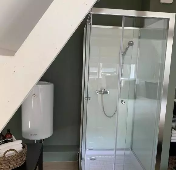 Aamiaismajoitus (B&B) Tiny House Lindenhouse