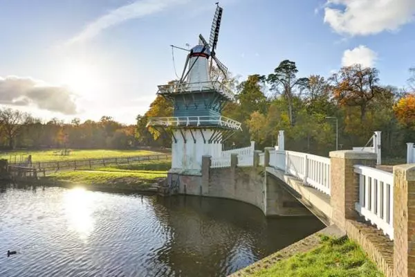 Aamiaismajoitus (B&B) Tiny House Lindenhouse
